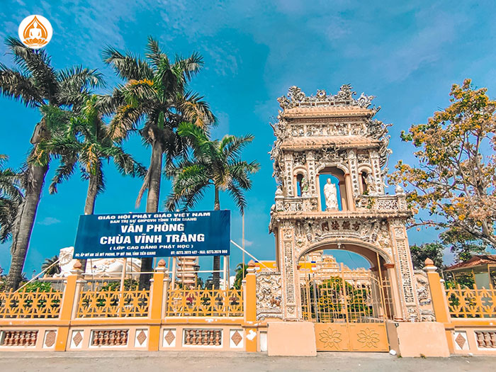 Chùa Vĩnh Tràng - Ngôi chùa có kiến trúc độc đáo ở Tiền Giang