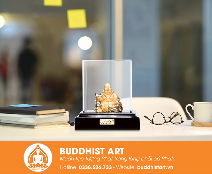 Tượng Phật Di Lặc để bàn làm việc nên hay không?